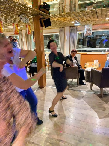 anniversaire georges mertzolf en croisire sur le rhin