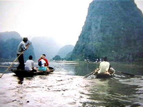 lla baie d'Hallong terrestre... le bout du mondeViet Nam 1999